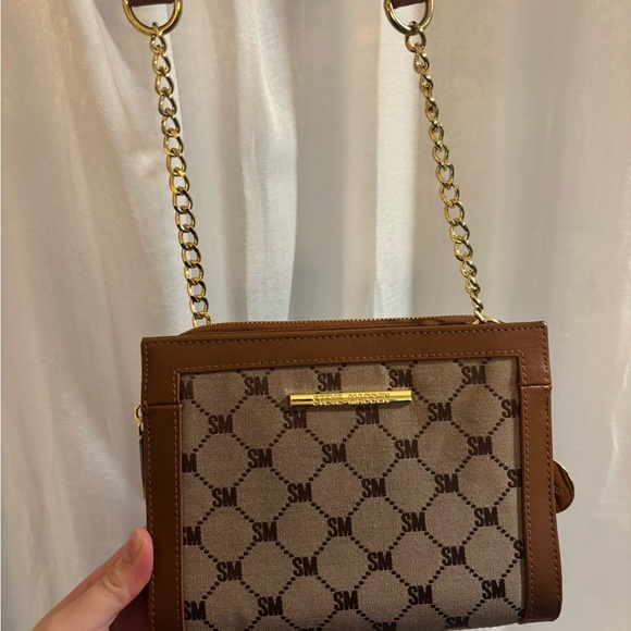 Steve Madden Monogram Crossbody Bag in Brown & Tan (Brand New) - Picture 2 of 7